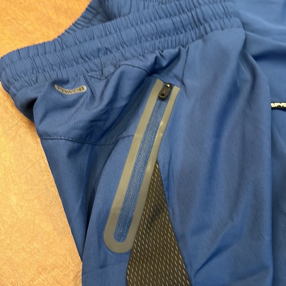 Spyder men’s active shorts blue black size XXL NWT 2 pockets - Picture 5 of 9